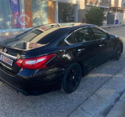 نيسان ألتيما